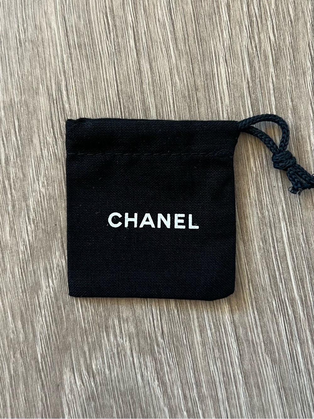 Chanel dust bag (C658)